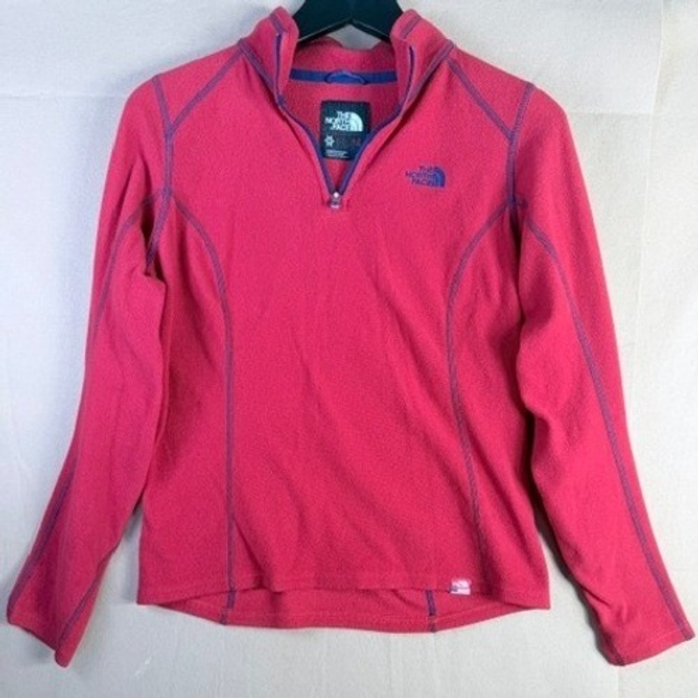 The North Face Women's S Polartec Classic Red 1/4 Zip Fleece Pullover